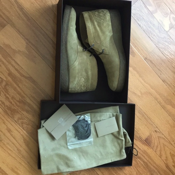 Bottega Veneta lace up boots - Picture 2 of 13